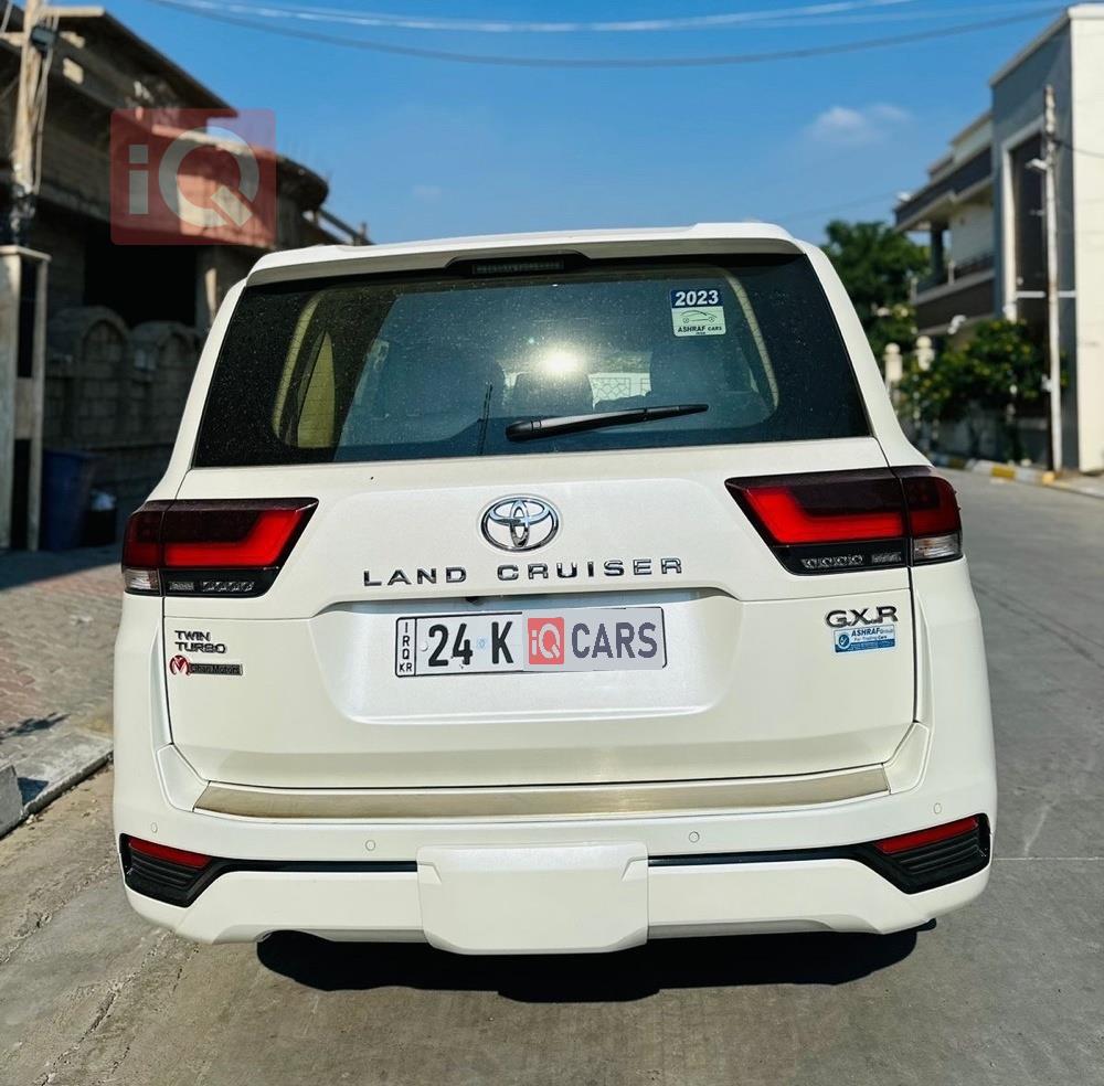 تويوتا لاندكروزر